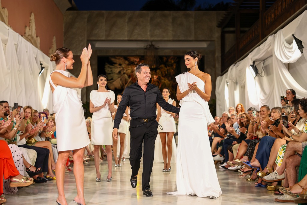 Foto de <p>Desfile de Palmas en Colección Bridal Gran Canaria Moda Cálida 2025</p>
